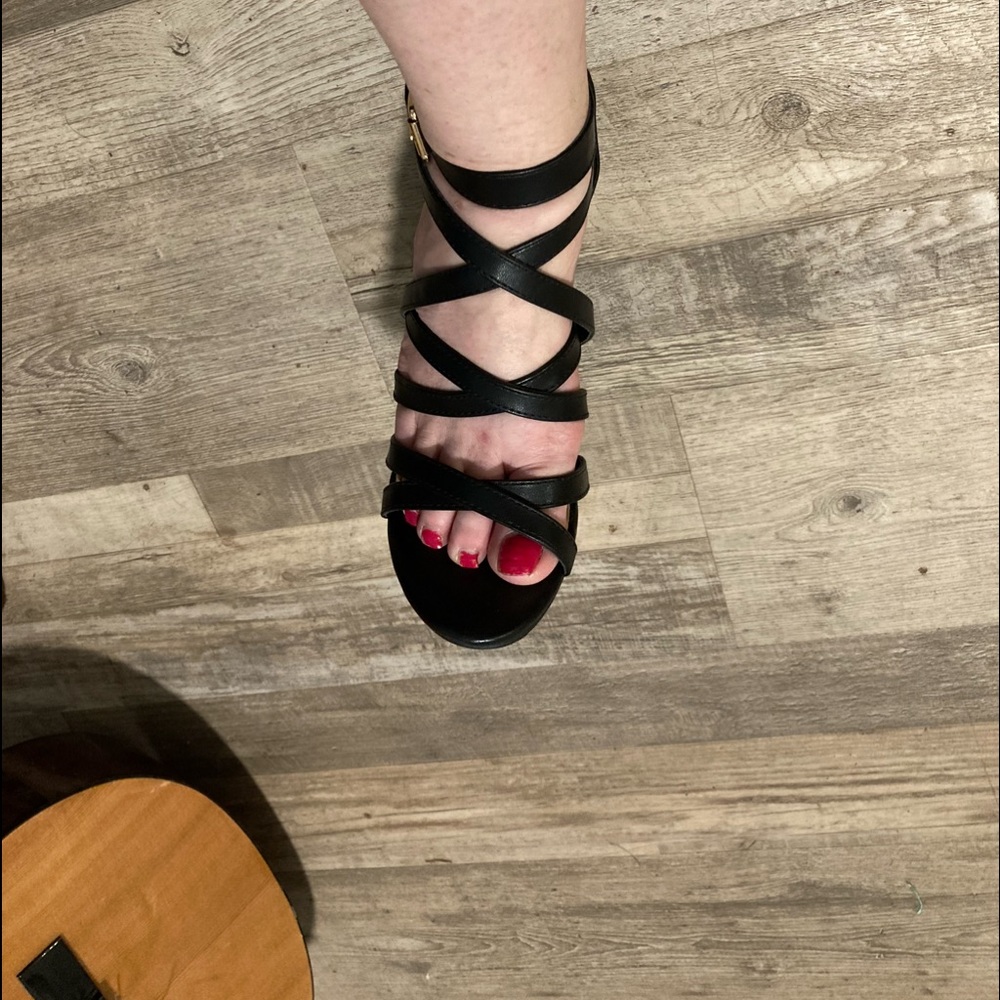 Sexy Chris Cross black high heel